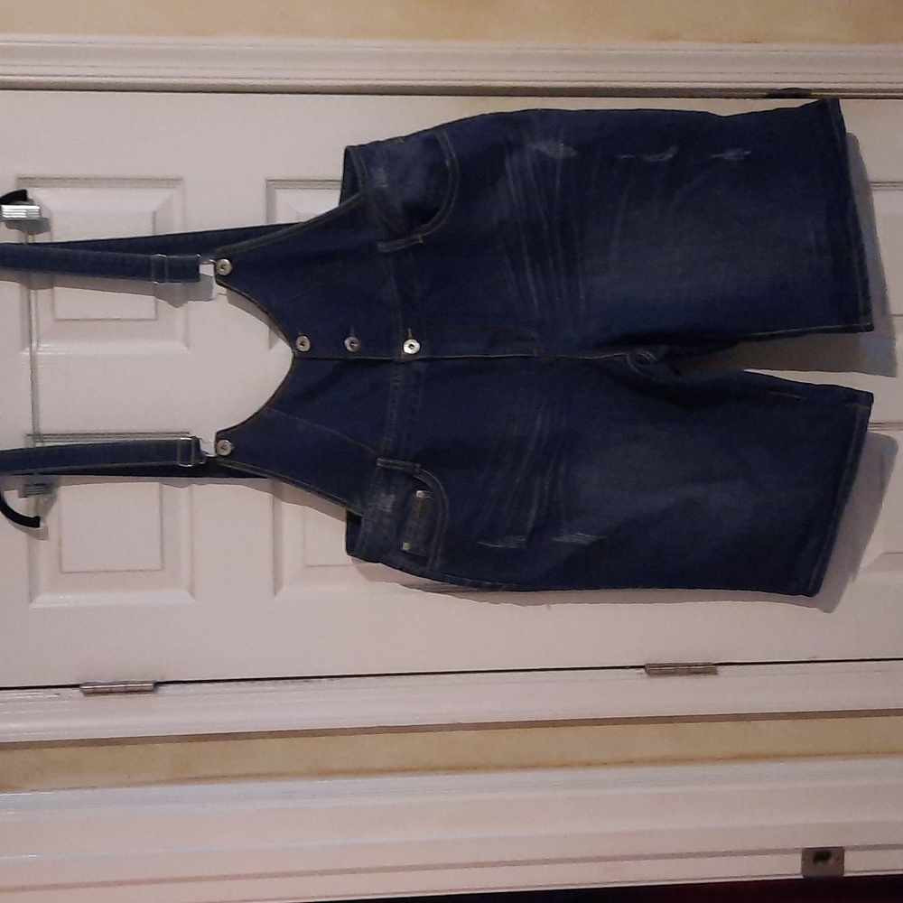 Ashley Stewart shorts with suspenders